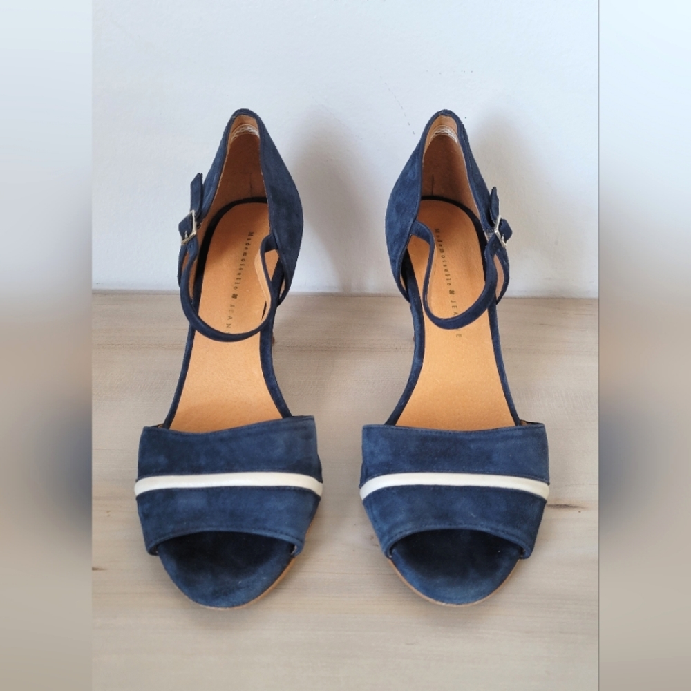 Mademoiselle Jeanne - Suede strappy heel sandals in royal blue -size 37